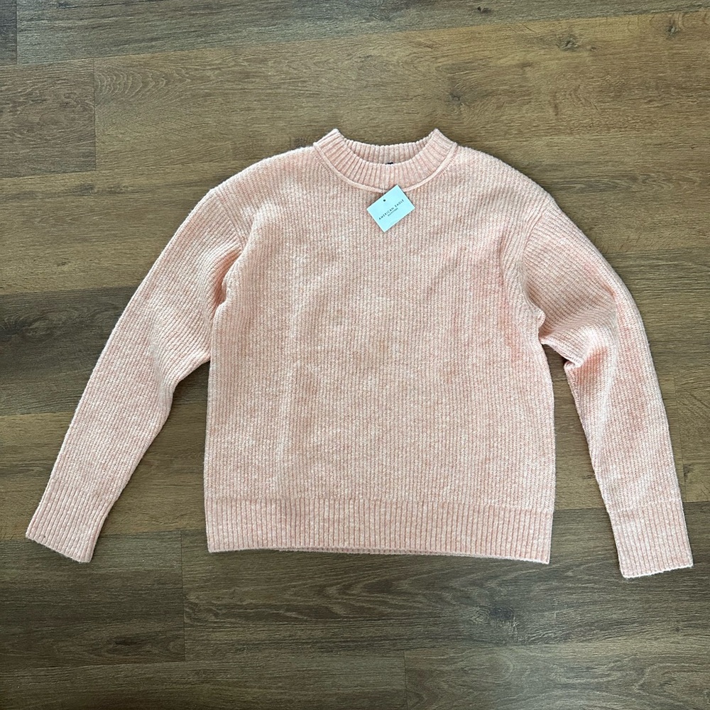 American Eagle Outfitters NWT Soft Peach Sweater